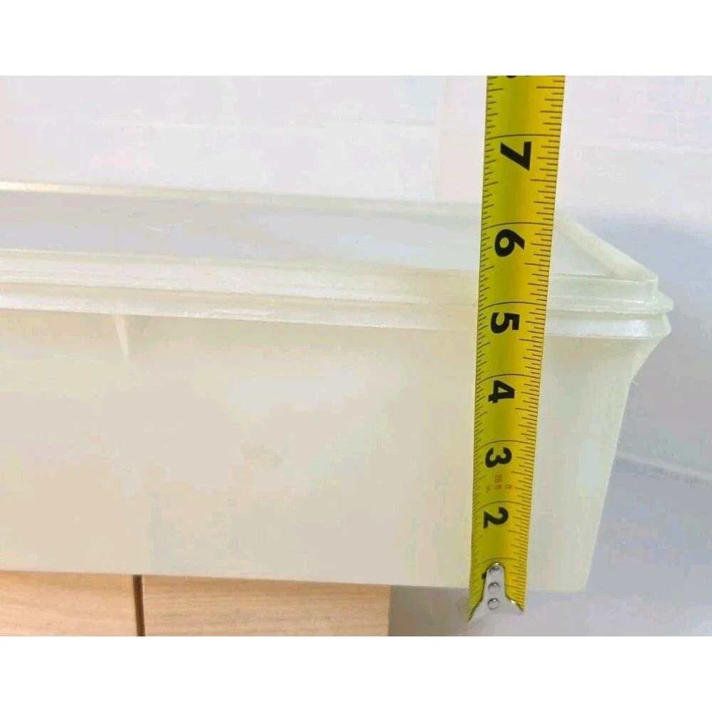 Vintage Tupperware Large Bread Keeper Storage Container Vintage 1960's